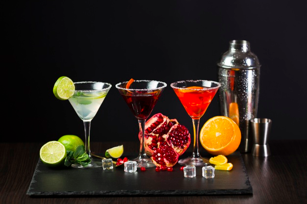 Scopri i tipi di bicchieri da cocktail e come usarli