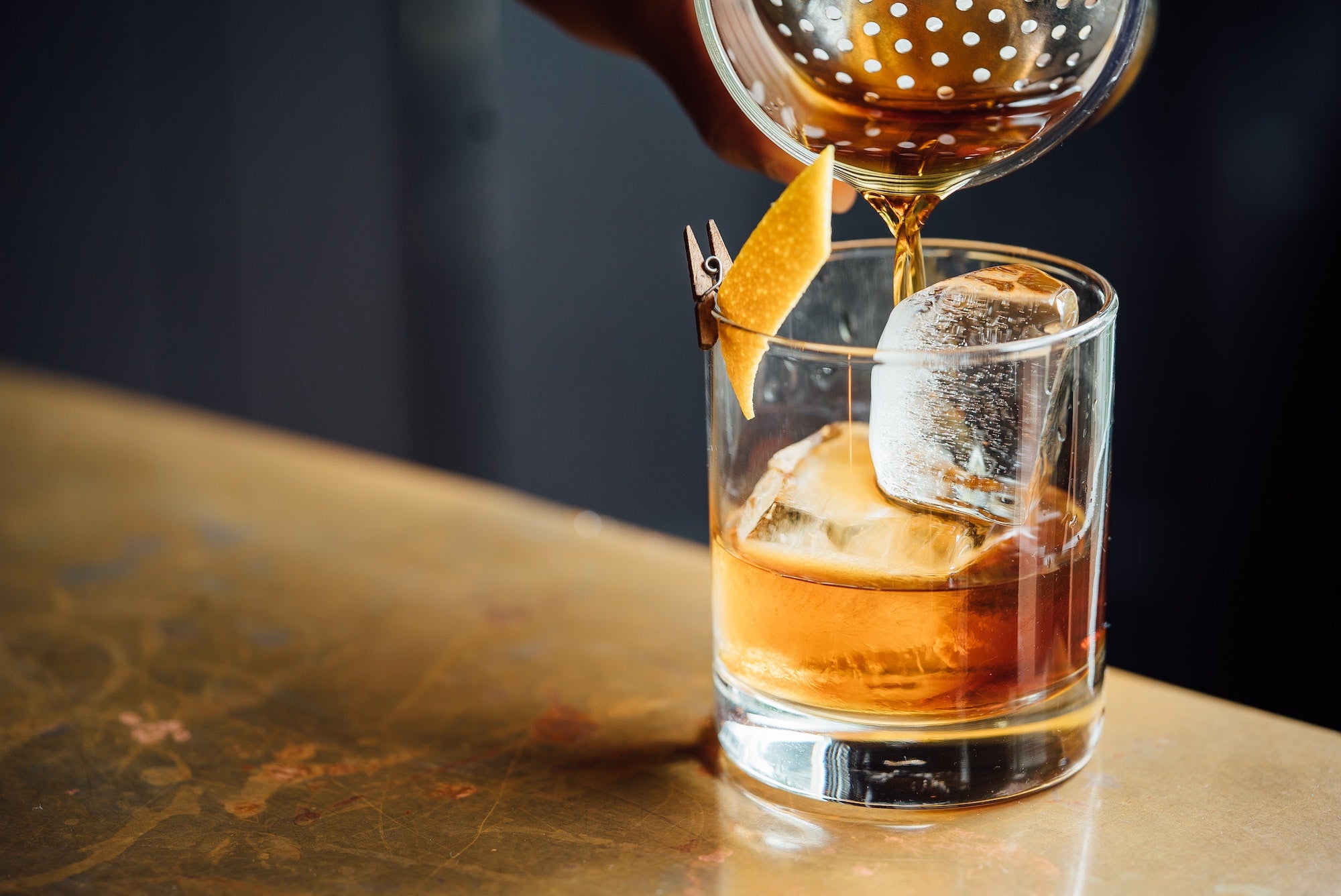 Differenza tra cocktail e drink: cosa cambia?
