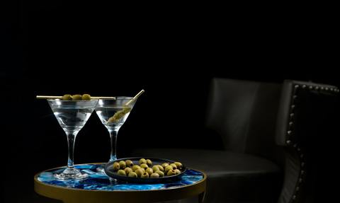 cocktail martini bianco con olive